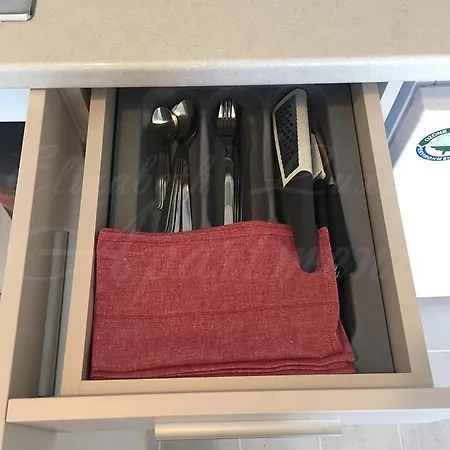 Appartement Beachfront Luxury Elizabeth, *