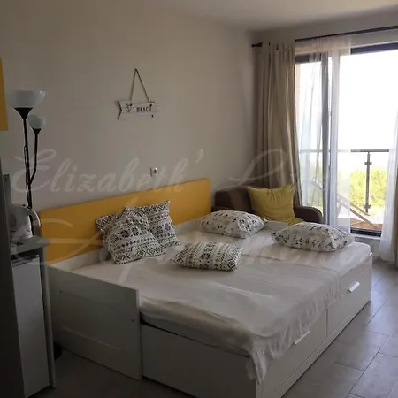 Apartamento Beachfront Luxury Elizabeth, Pomorie