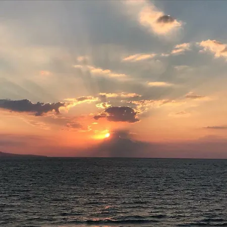 Beachfront Luxury Elizabeth, * Pomorie