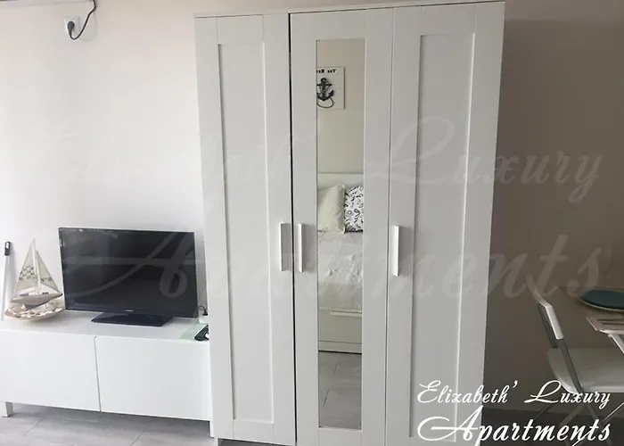 아파트 Beachfront Luxury Elizabeth, *