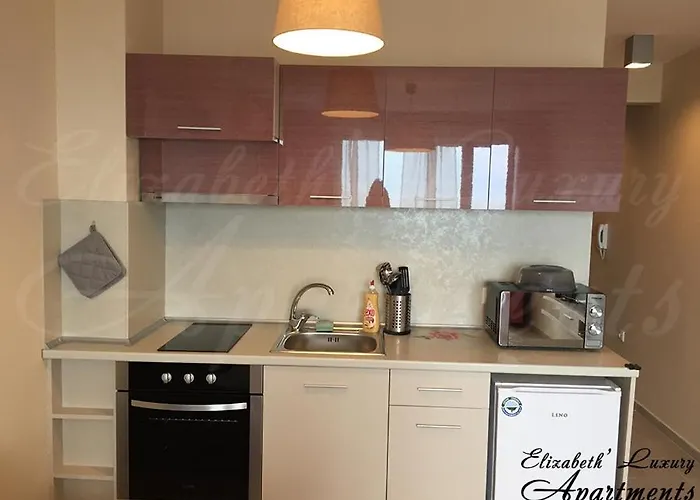 Beachfront Luxury Elizabeth, * 포마리