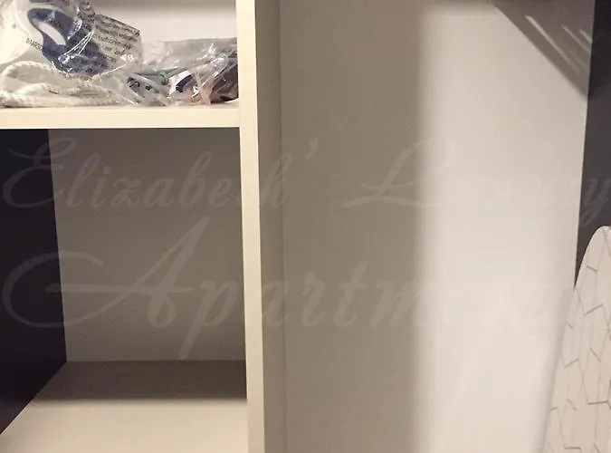 Beachfront Luxury Elizabeth, * 포마리