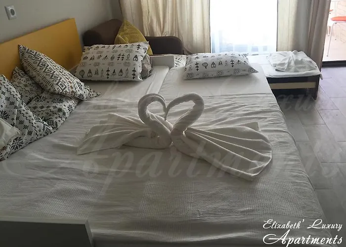 Beachfront Luxury Elizabeth, 아파트