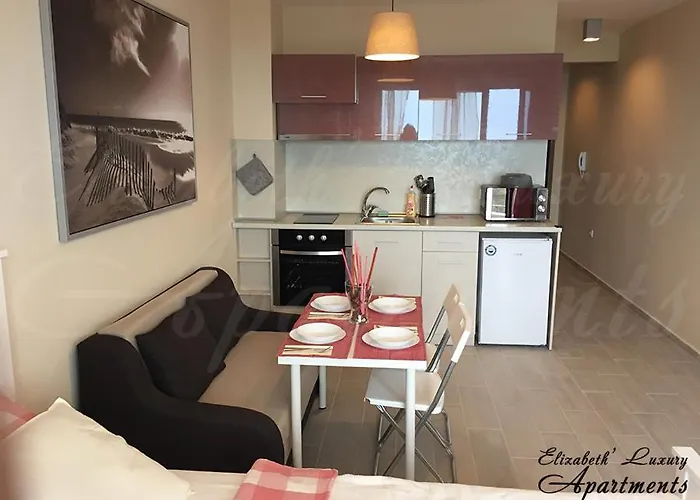 Beachfront Luxury Elizabeth, 아파트