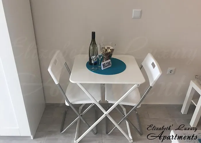 아파트 Beachfront Luxury Elizabeth, *