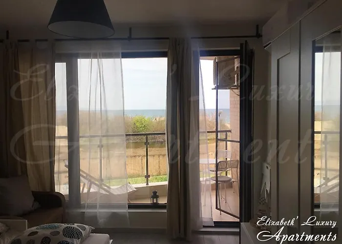 아파트 Beachfront Luxury Elizabeth,