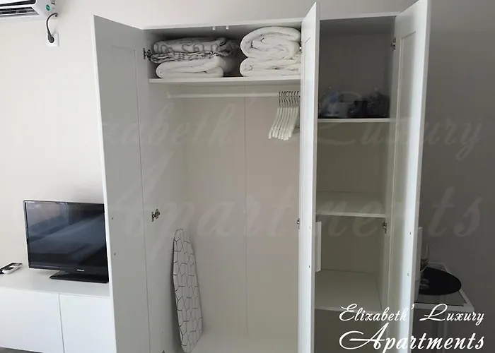 아파트 Beachfront Luxury Elizabeth, *