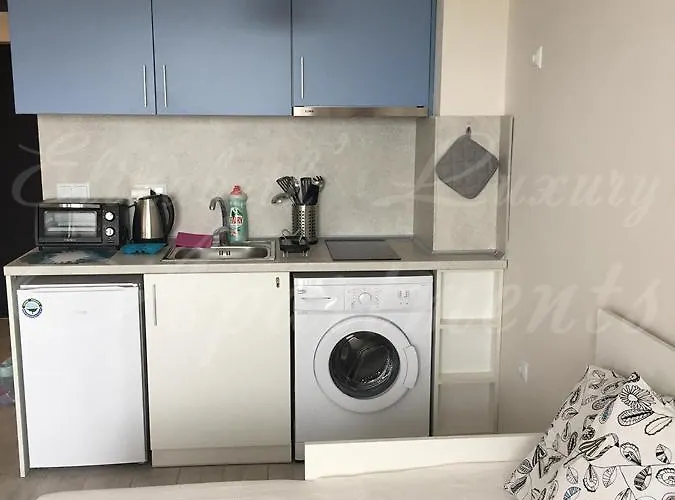 Beachfront Luxury Elizabeth, * 포마리